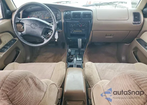 1998 Toyota 4Runner Sr5 z USA, uszkodzony, nr VIN JT3HN86R1W0147448